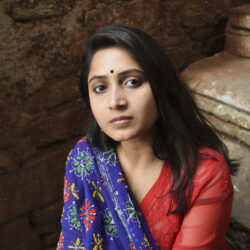 sur-les-escaliers.-jpg